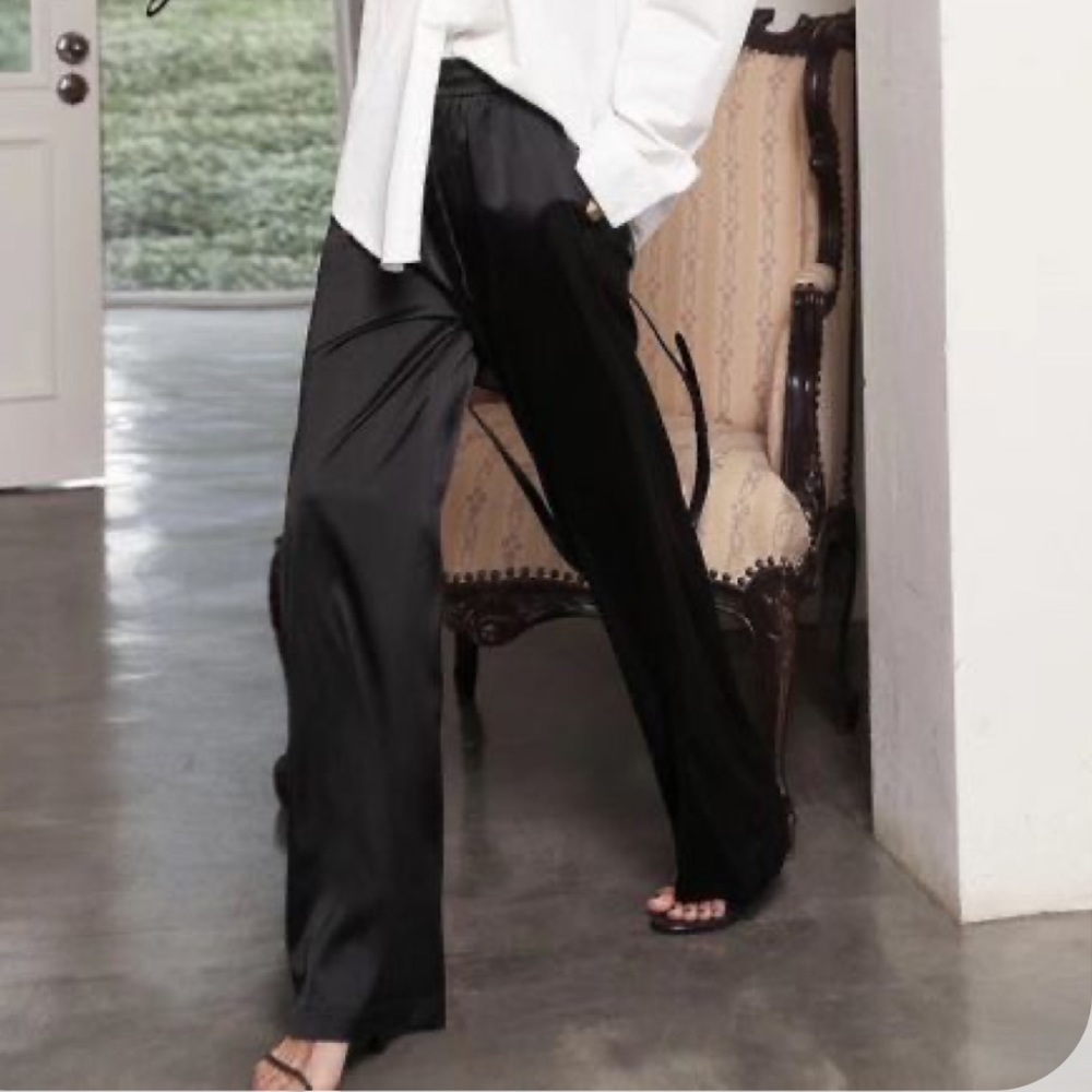 New black satin straight pant Large